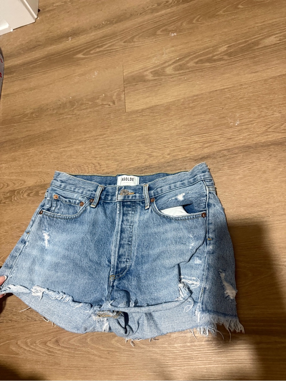 AGOLDE shorts 26 - Picture 1 of 16